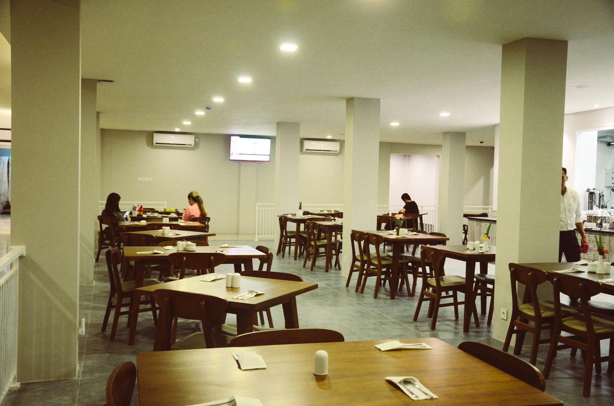 Airish Hotel Palembang Esterno foto
